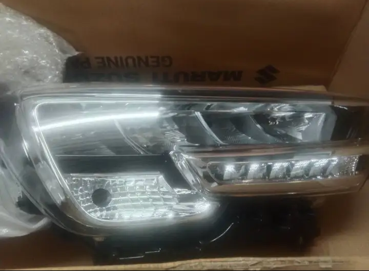 Suzuki XL6 right front headlamp - Private Seller Suzuki XL6 right front headlamp - Private Seller