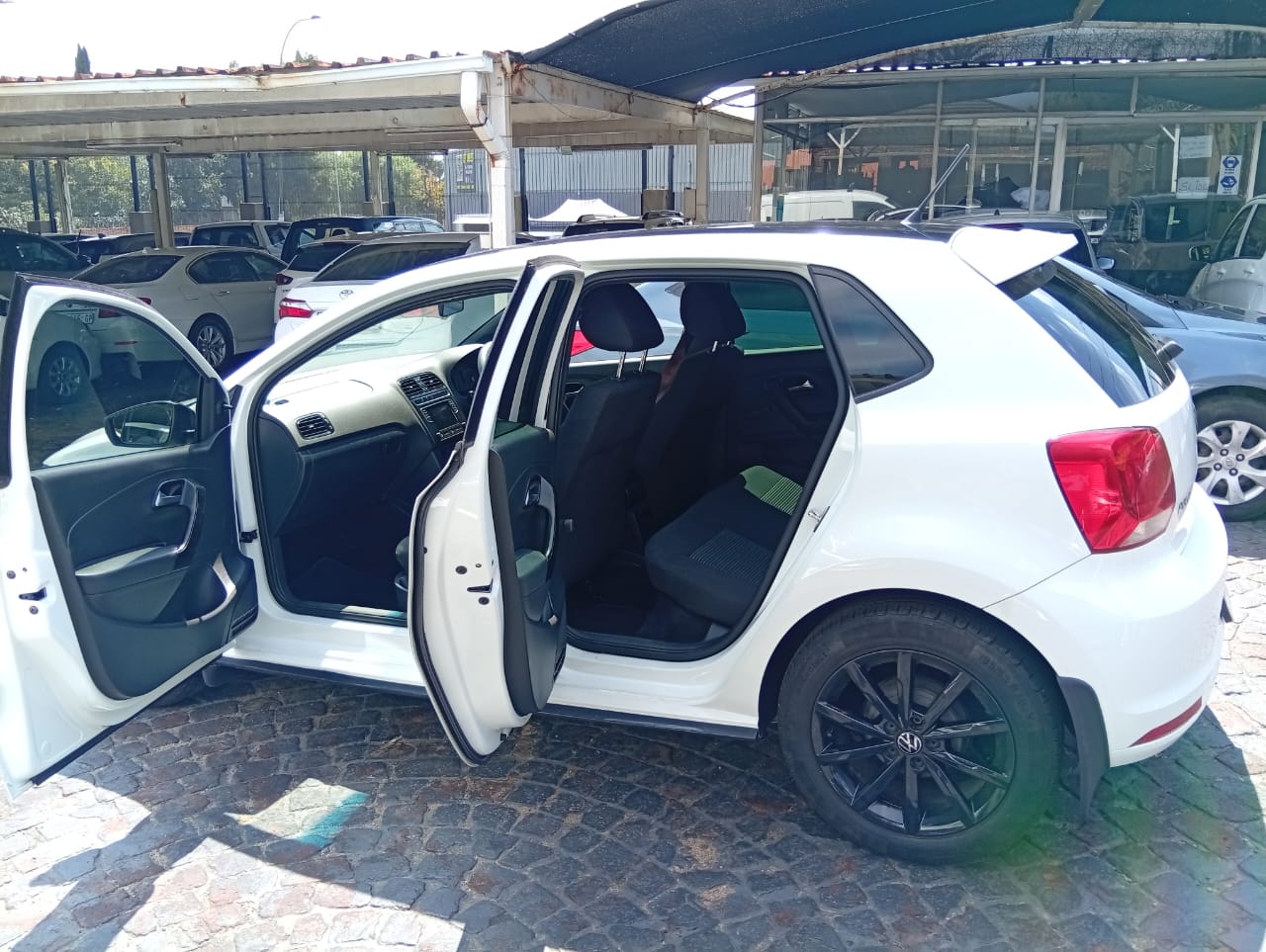 2022 Volkswagen Polo Vivo8 1.4 55KW Hatch Manual Cloth Seats Good Order