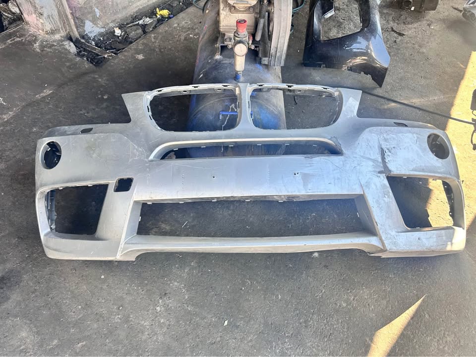 BMW x3 f25 front bumper - Private Seller BMW x3 f25 front bumper - Private Seller