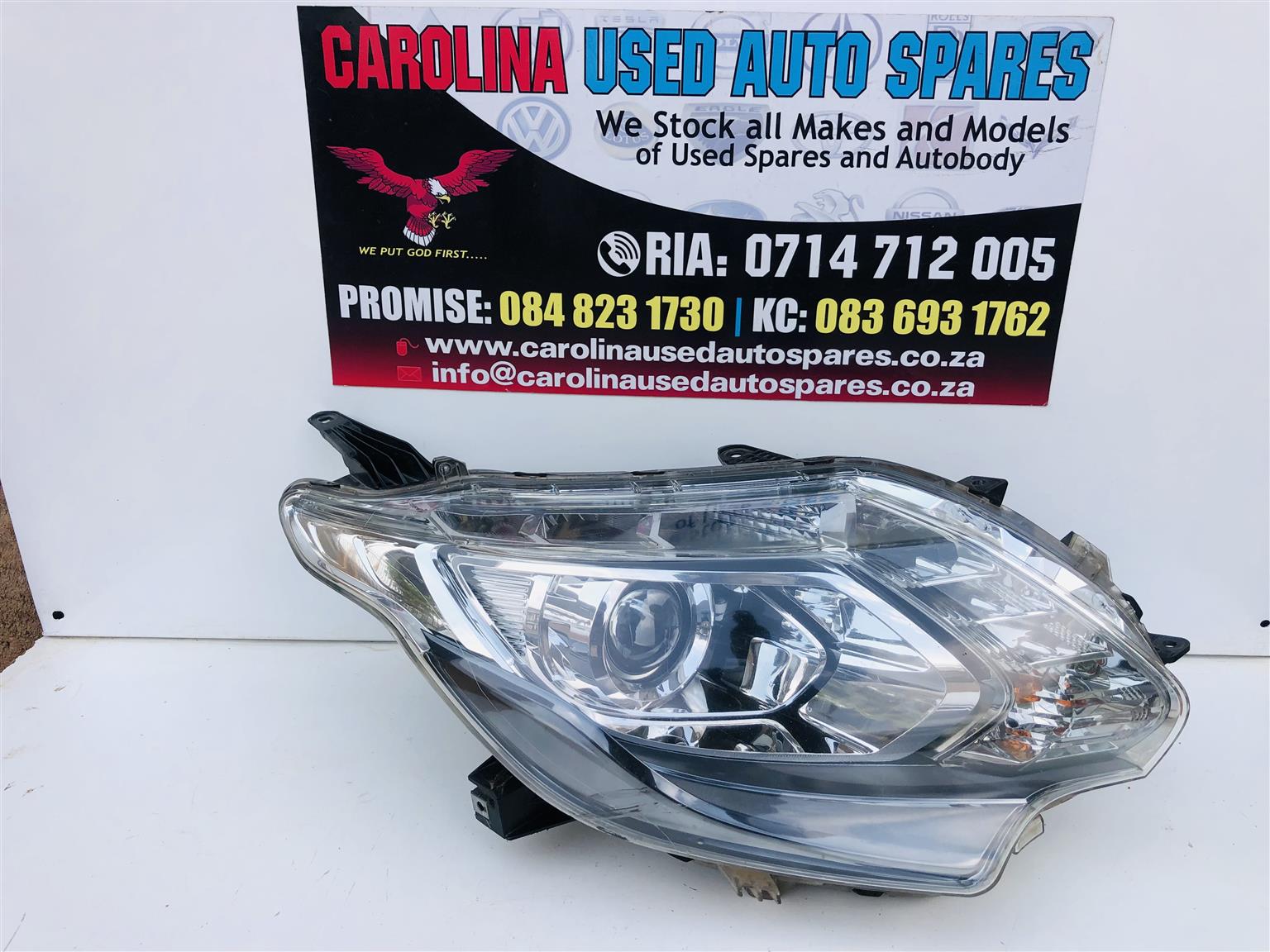Mitsubishi Triton and Fiat fullback right side xenon headlight - Private Seller Mitsubishi Triton and Fiat fullback right side xenon headlight - Private Seller