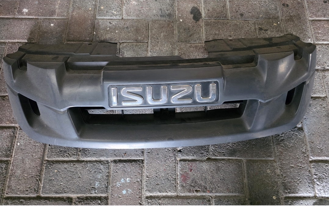 Isuzu spares - Private Seller Isuzu spares - Private Seller