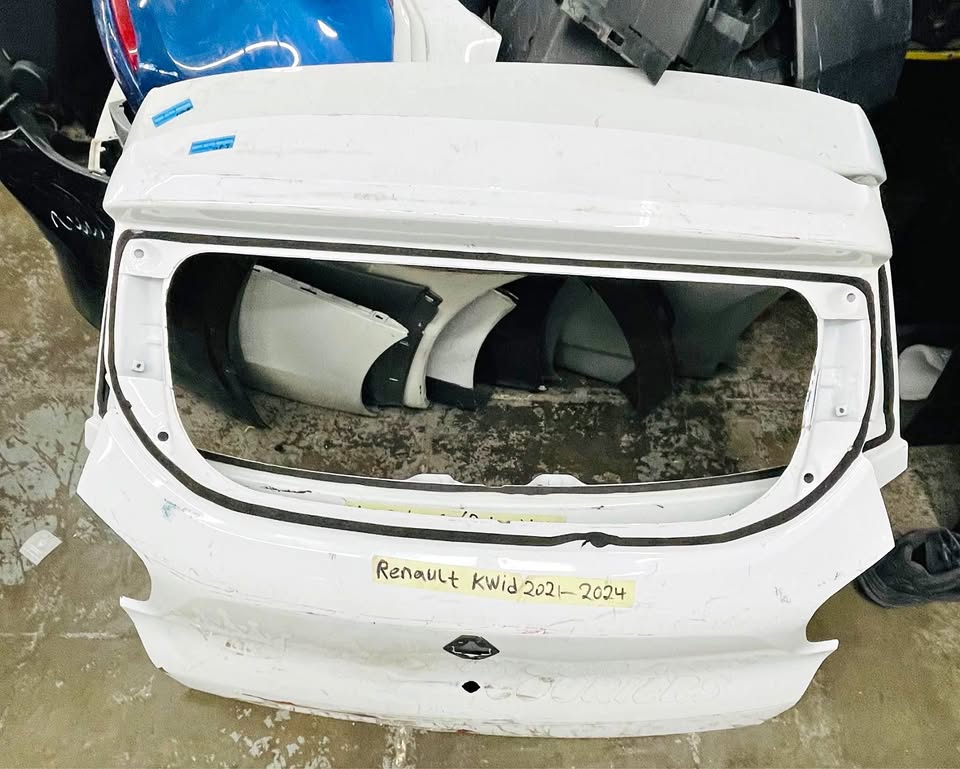 Renault Kwid tailgate 2021 - Private Seller Renault Kwid tailgate 2021 - Private Seller