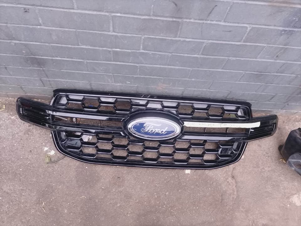 Ford Ranger T9 Grill - Private Seller