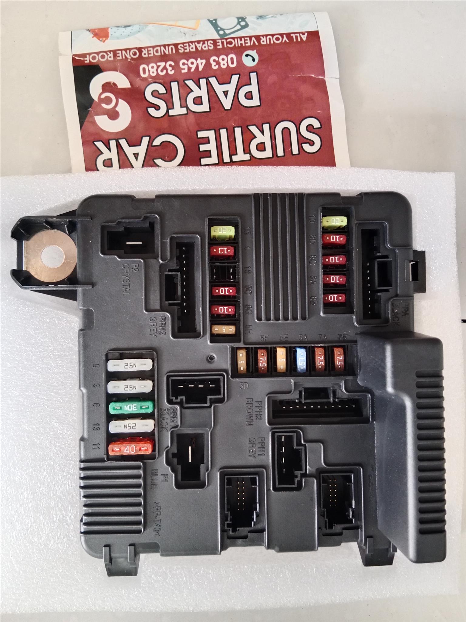 Renault Megane - fuse box for sale - Private Seller