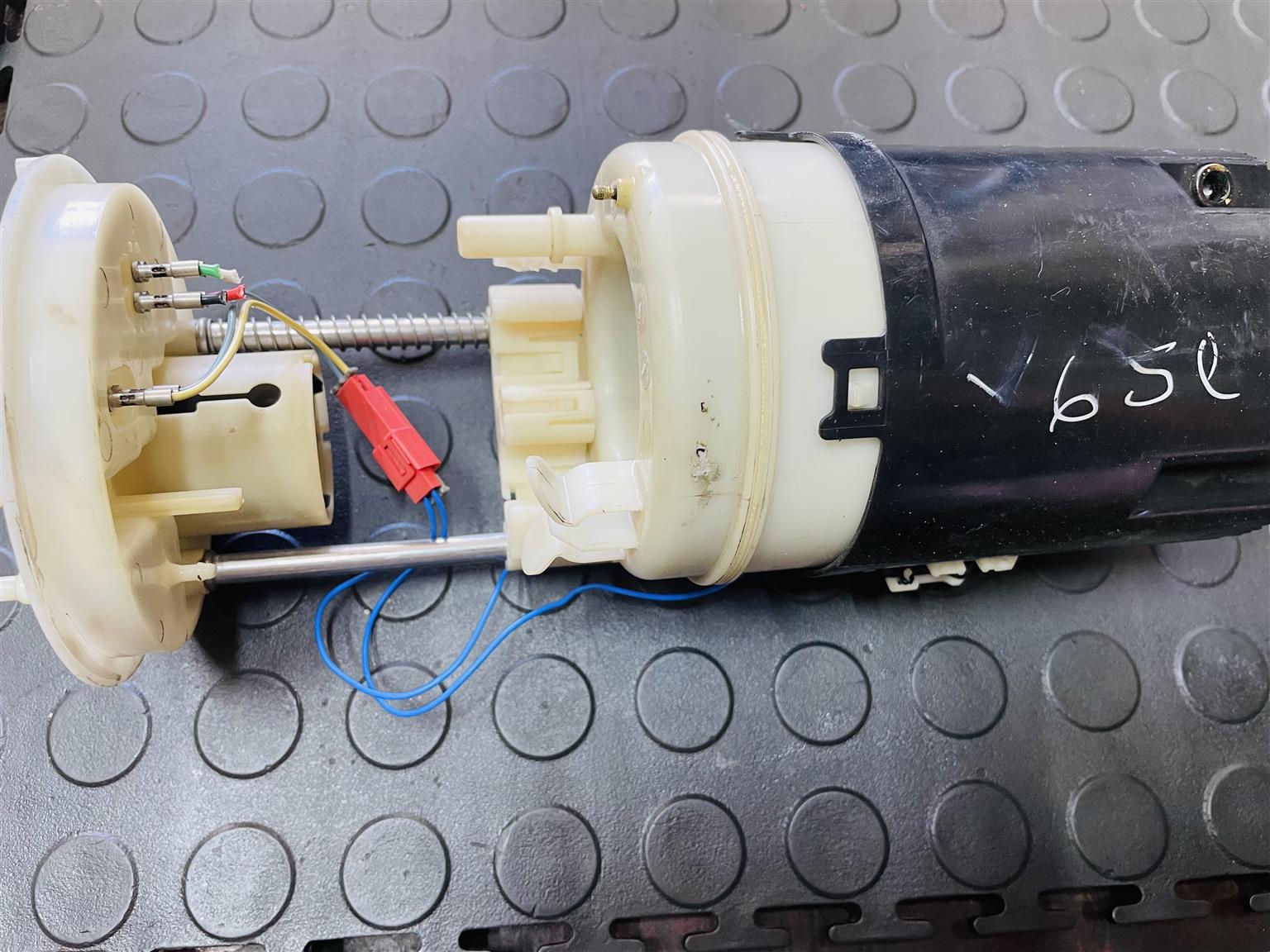 BMW - X6 (E71, E72) - Fuel pump - Private Seller BMW - X6 (E71, E72) - Fuel pump - Private Seller