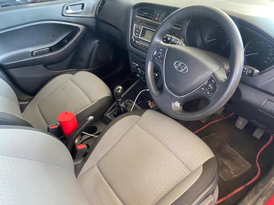 2017 HYUNDAI I20 1.2 FLUID MANUAL