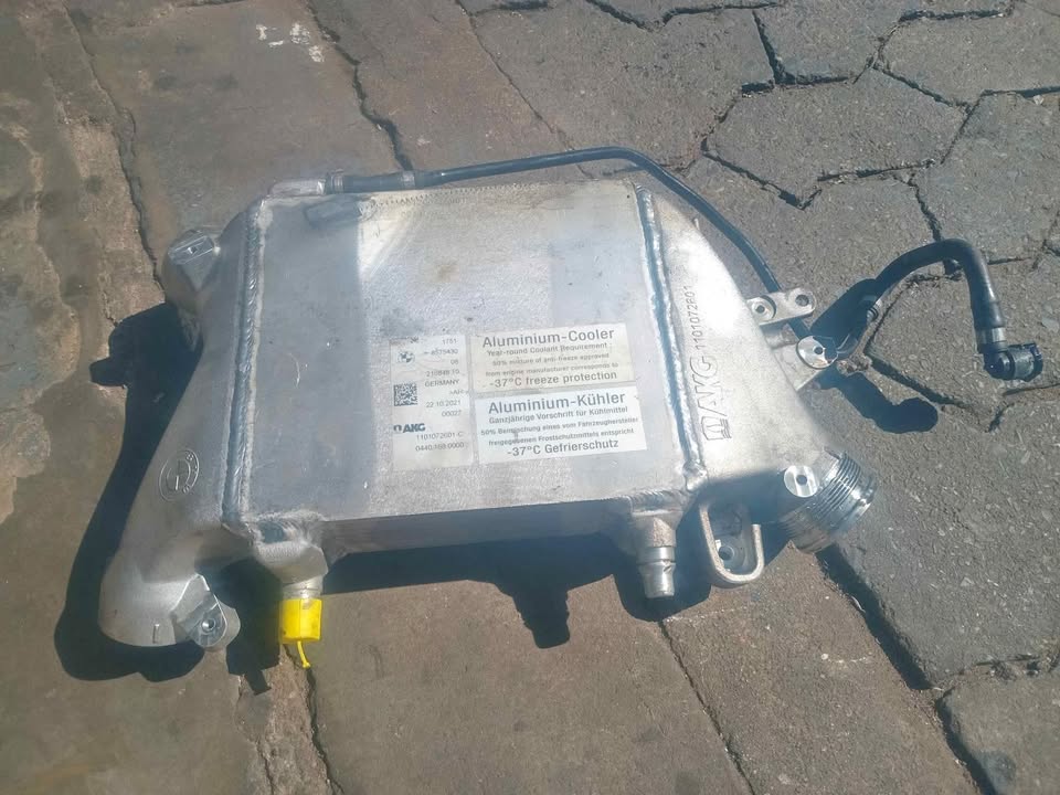 Bmw x5 G05 Go6 Radiator intercooler - Private Seller Bmw x5 G05 Go6 Radiator intercooler - Private Seller