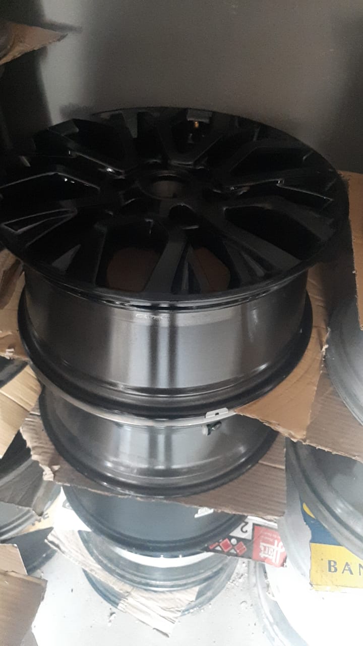18" Ford Stormtrack/Thunder original mags to use for spare wheel - Private Seller 18" Ford Stormtrack/Thunder original mags to use for spare wheel - Private Seller