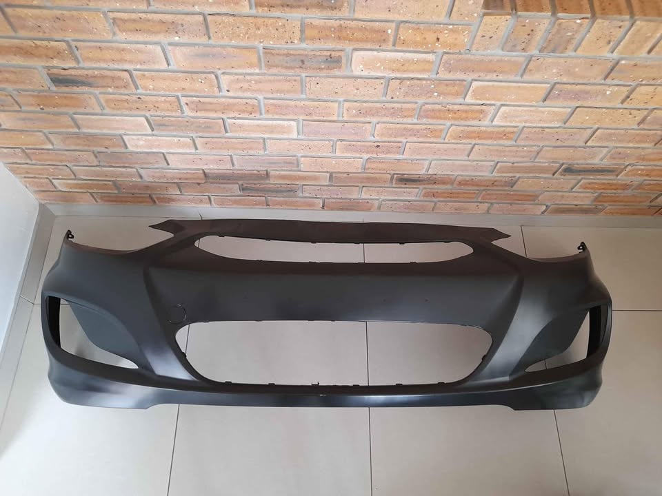 HYUNDAI ACCENT 2012 ON BRAND NEW FRONT BUMPERS FORSALE PRICE: