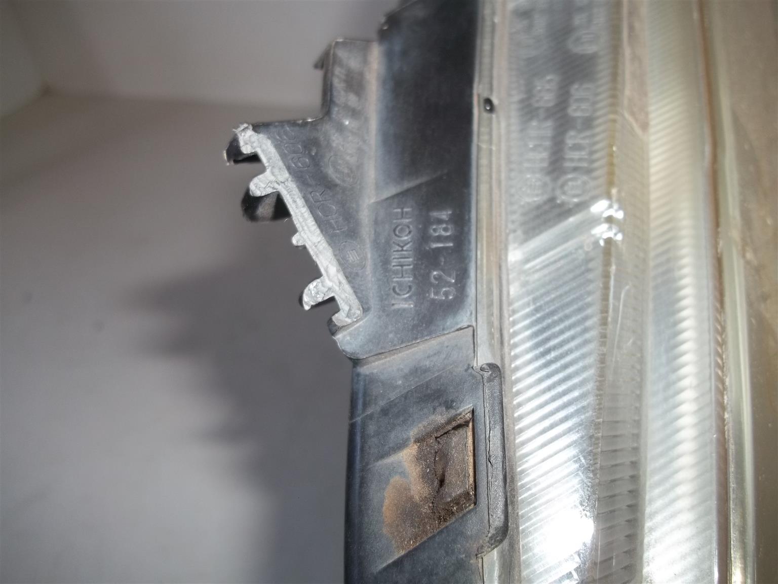 Toyota Yaris '05-'09 right headlight - Private Seller Toyota Yaris '05-'09 right headlight - Private Seller