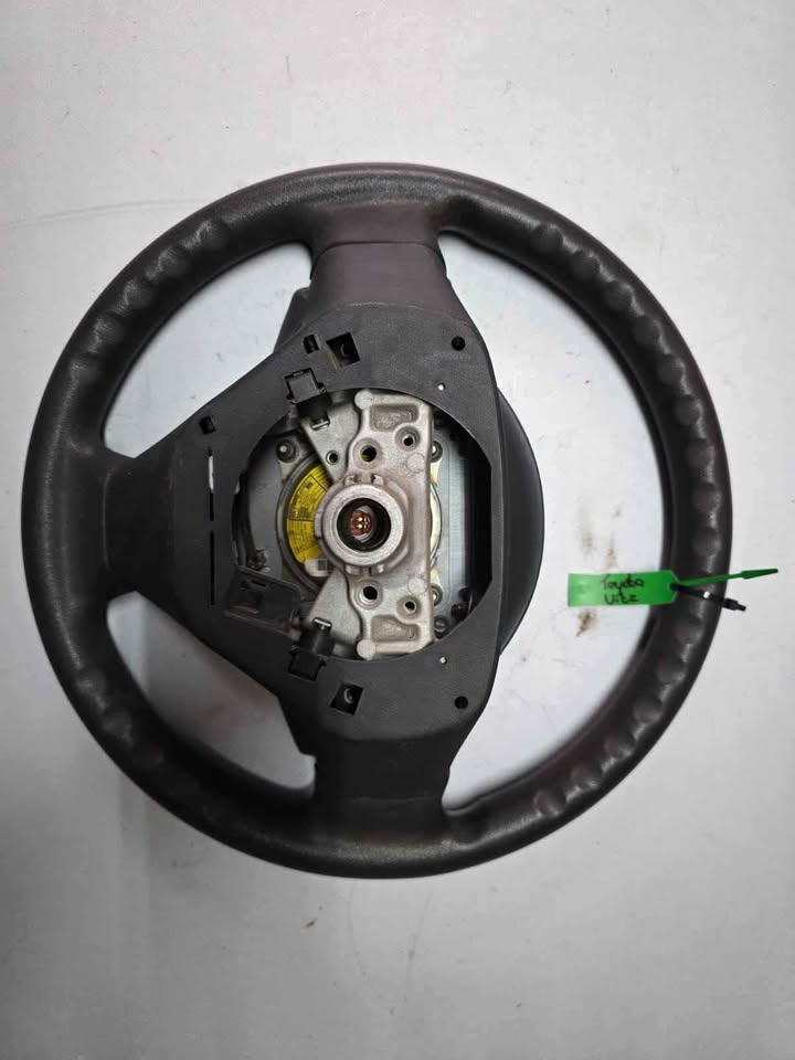 Toyota vitz steering wheel for sale @ circle 7 used parts - Private Seller Toyota vitz steering wheel for sale @ circle 7 used parts - Private Seller