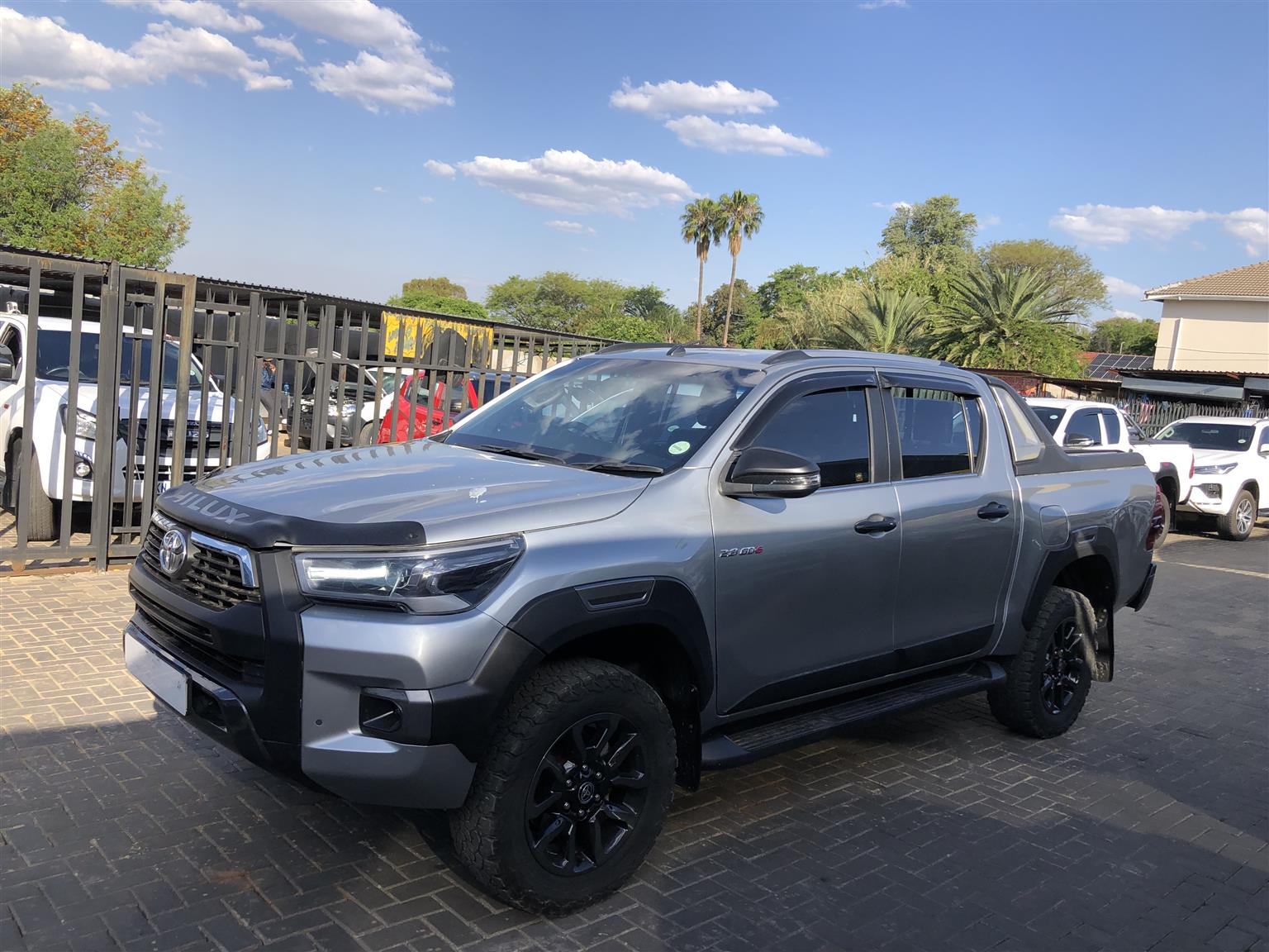 Used 2019 Toyota Hilux 2.8GD-6 double cab 4x4 Legend manual - Private Seller Used 2019 Toyota Hilux 2.8GD-6 double cab 4x4 Legend manual - Private Seller