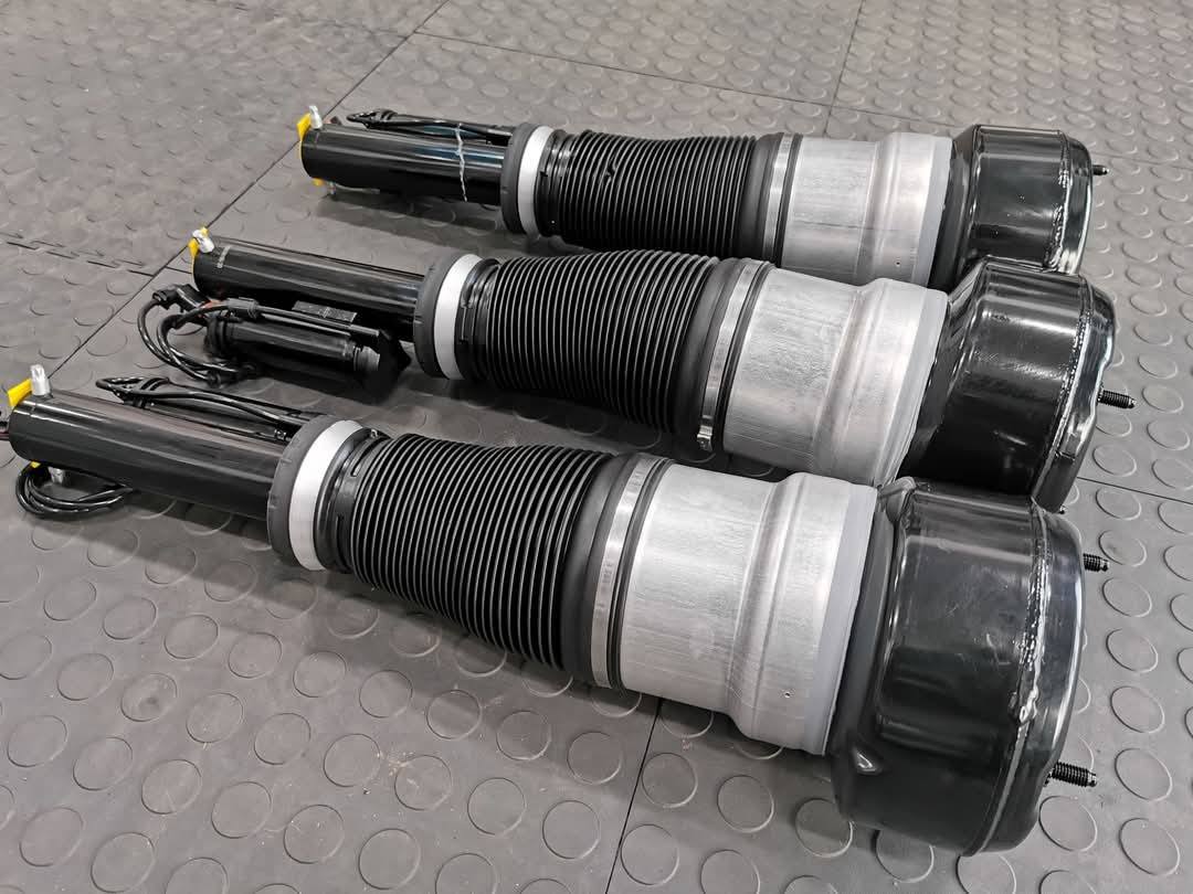 NEW MERCEDES BENZ W221 S-CLASS FRONT AIRMATIC SHOCKS FOR S350 S500 AVAILABLE - Private Seller
