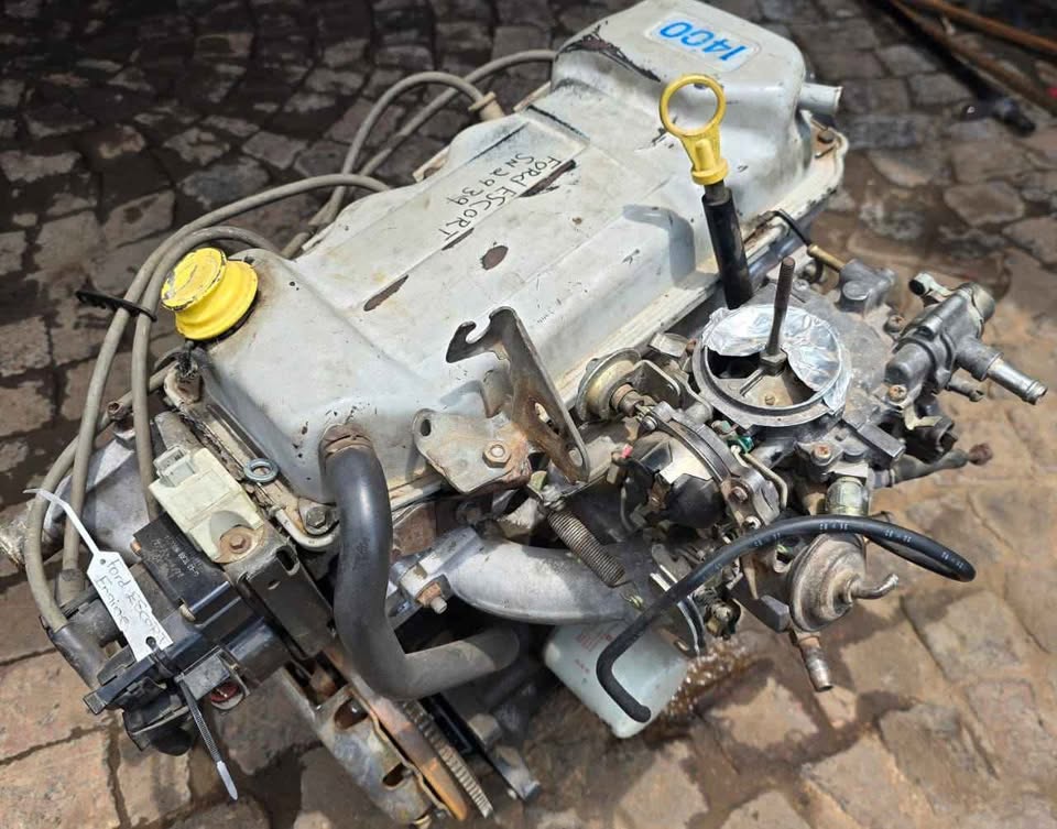 Ford escort CVH 1.4 carburetor complete engine still running good for sale - Private Seller