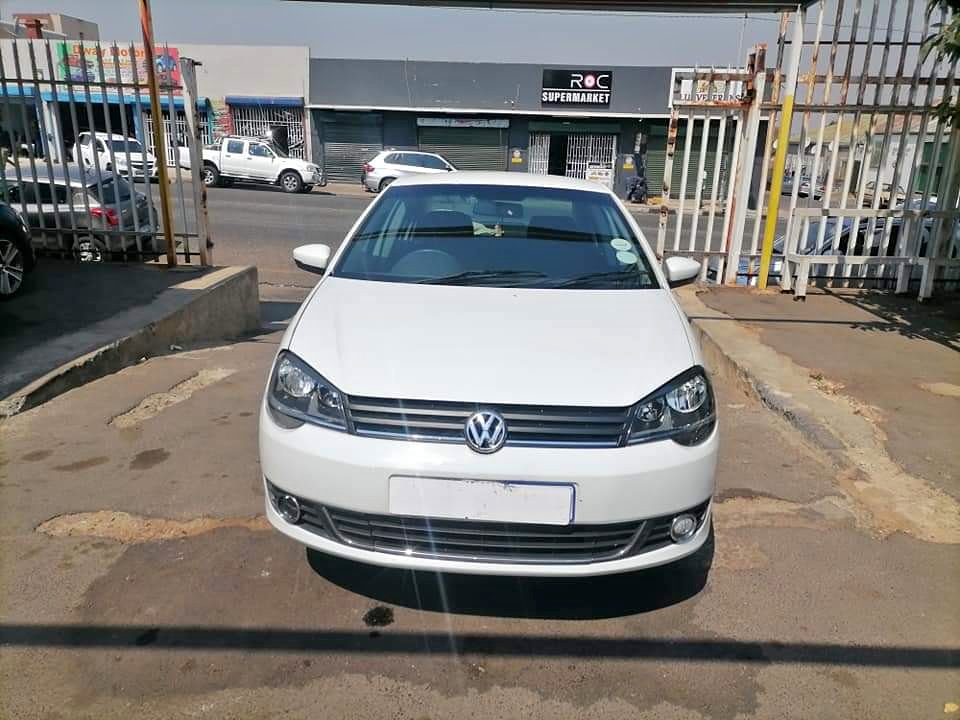 2015 Volkswagen polo vivo 1.4 Sedan Automatic