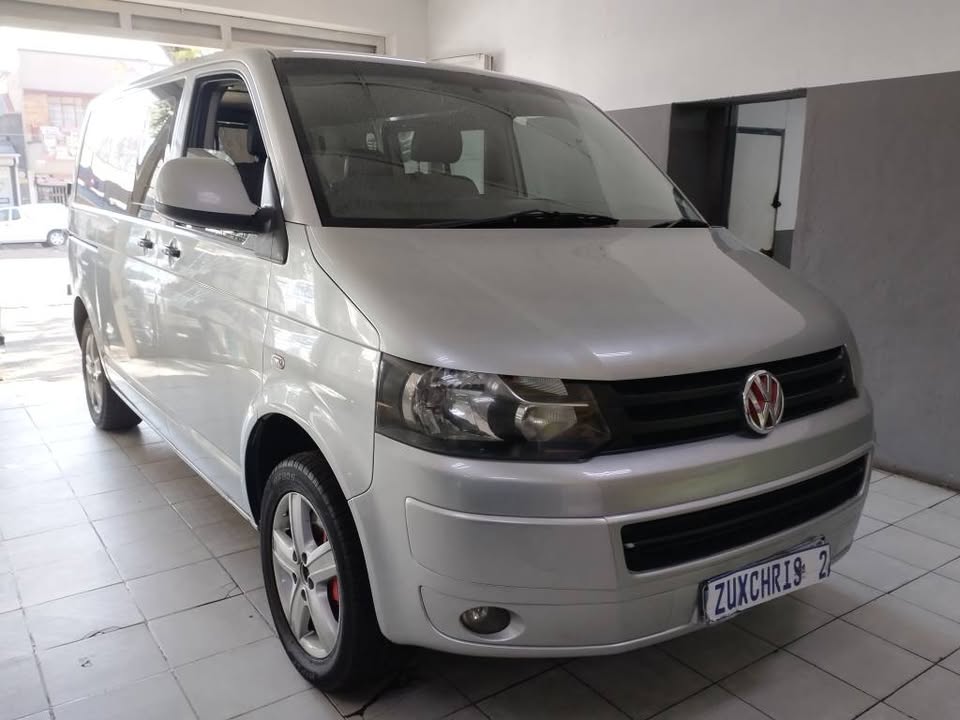 2011 VW TRANSPORTER 2.0D 9 SEATER MANUAL