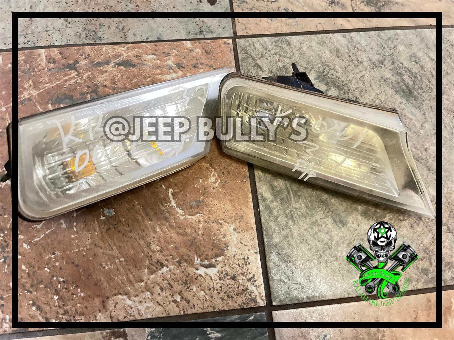 Jeep Cherokee KK Indicator Light - Private Seller Jeep Cherokee KK Indicator Light - Private Seller