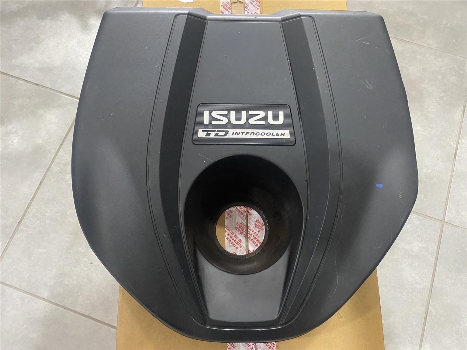 2021 ISUZU D-MAX X-RIDER ENGINE COVER FOR SALE. IN PRISTINE CONDITION - Private Seller 2021 ISUZU D-MAX X-RIDER ENGINE COVER FOR SALE. IN PRISTINE CONDITION - Private Seller
