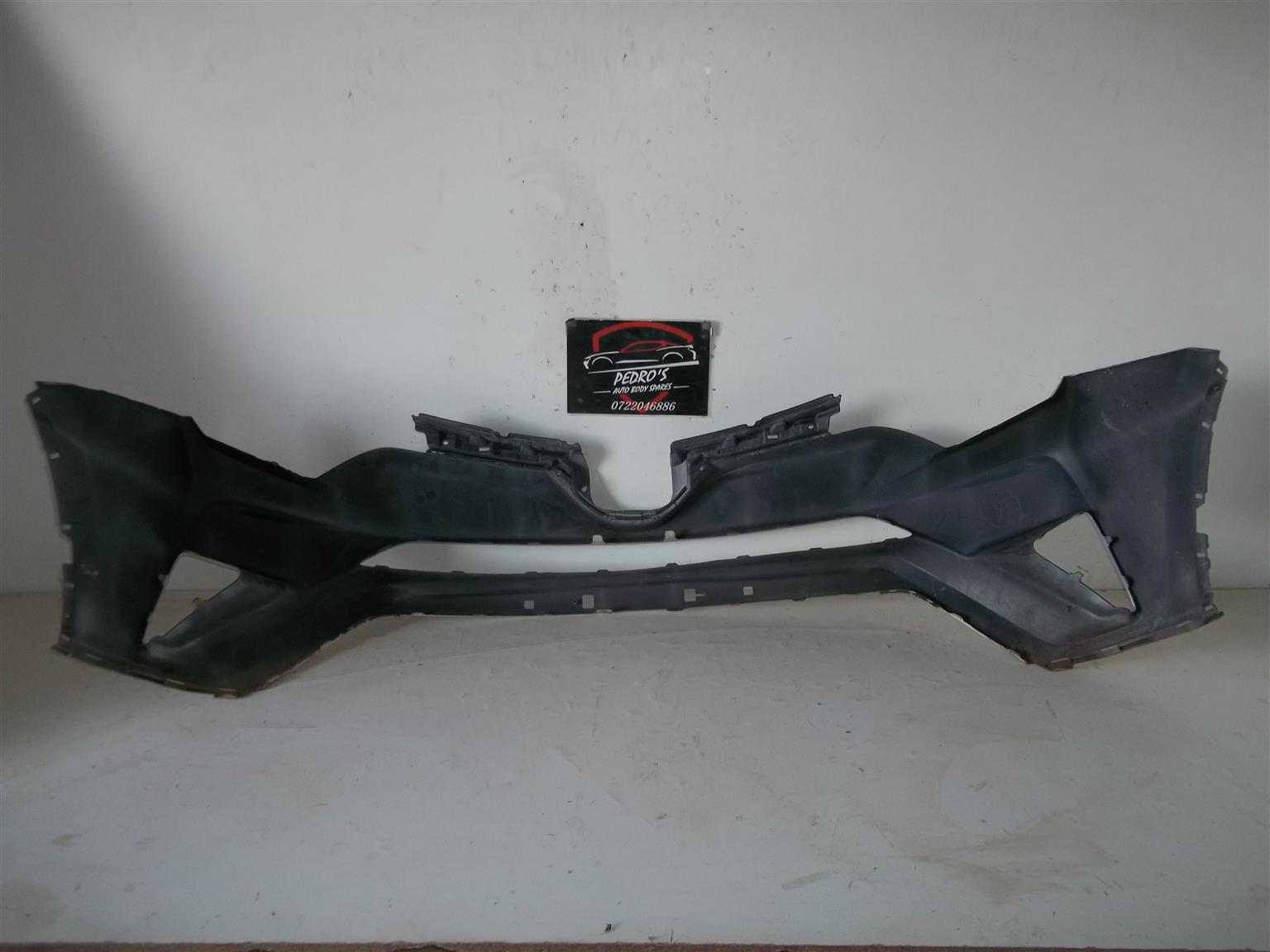 Toyota Rav 4 '16 front bumper - Private Seller