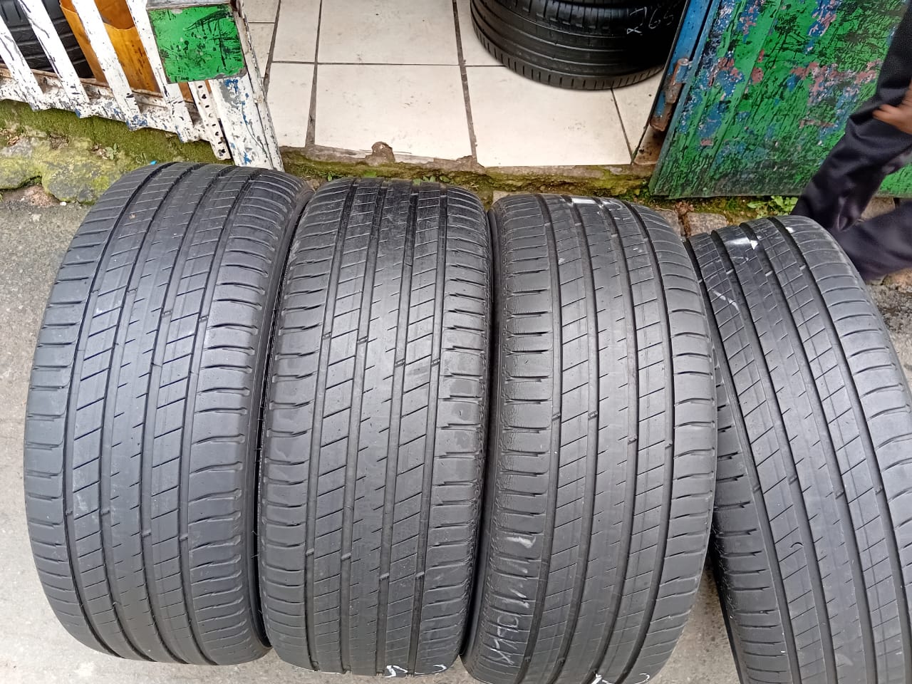 255/45/20 x 4 Michelin tyres. Good condition - Private Seller