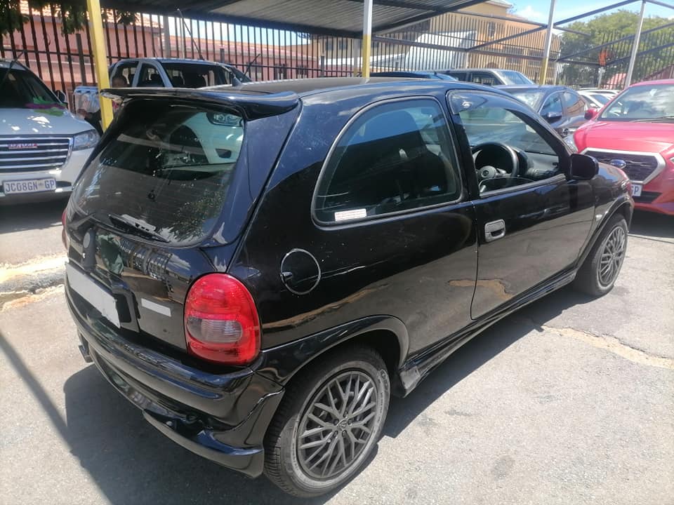 2006 Corsa lite 1.6 Sport with a Turbo