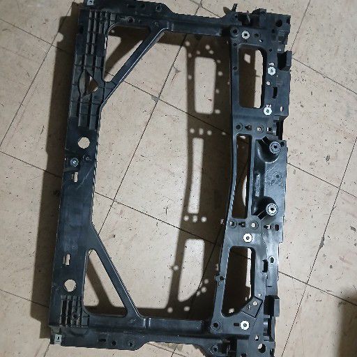 Mazda 3 cradle - Private Seller Mazda 3 cradle - Private Seller