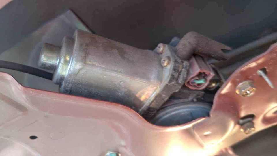 Nissan Murano LF window motor - Private Seller Nissan Murano LF window motor - Private Seller