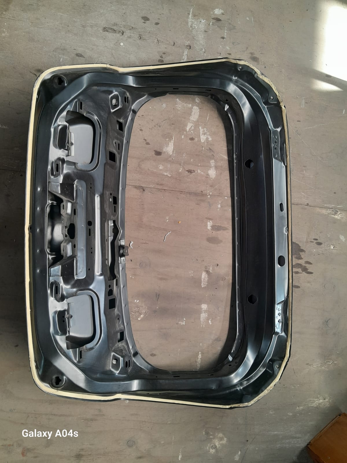 FORD FIESTA REAR TAILGATE 2009-2012 FOR SALE - Private Seller FORD FIESTA REAR TAILGATE 2009-2012 FOR SALE - Private Seller