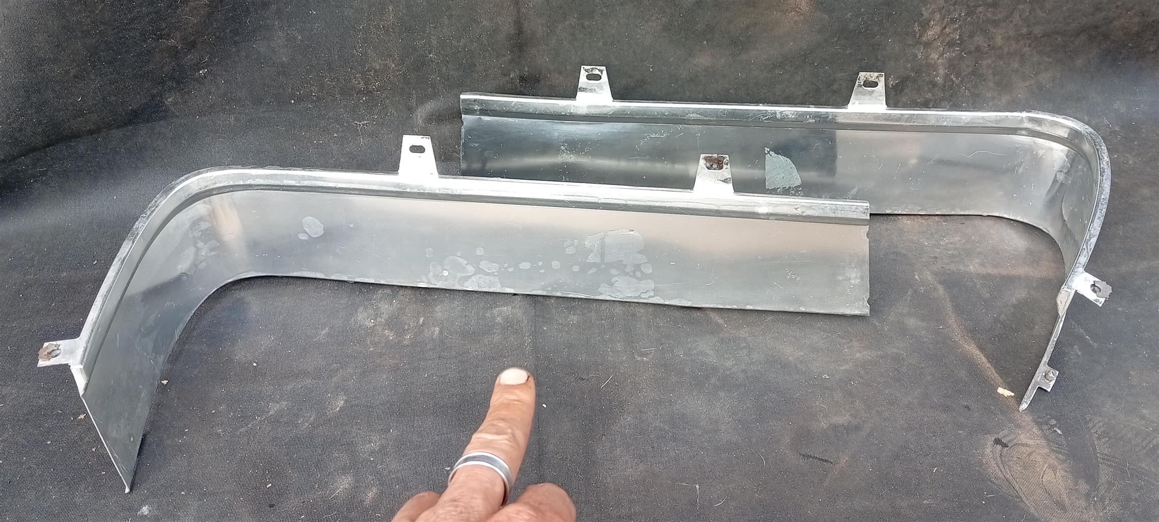 Ford Mustang Grill. - Private Seller Ford Mustang Grill. - Private Seller