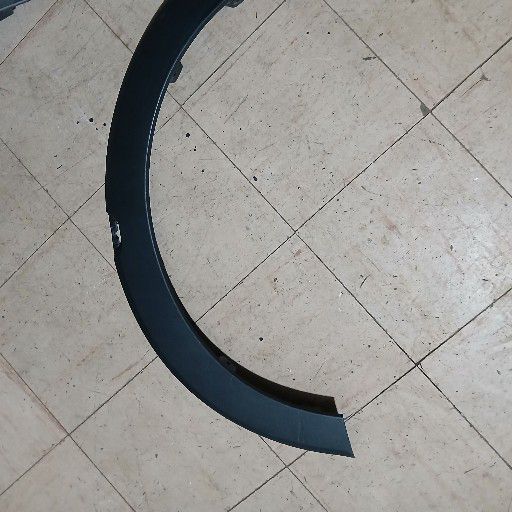 Renault triber wheel arch - Private Seller Renault triber wheel arch - Private Seller