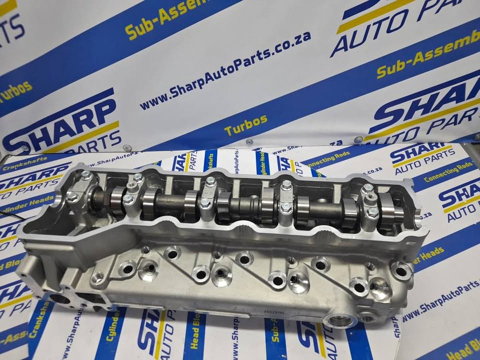 Mitsubishi colt 2.8i cylinder head 4M40 - Private Seller Mitsubishi colt 2.8i cylinder head 4M40 - Private Seller