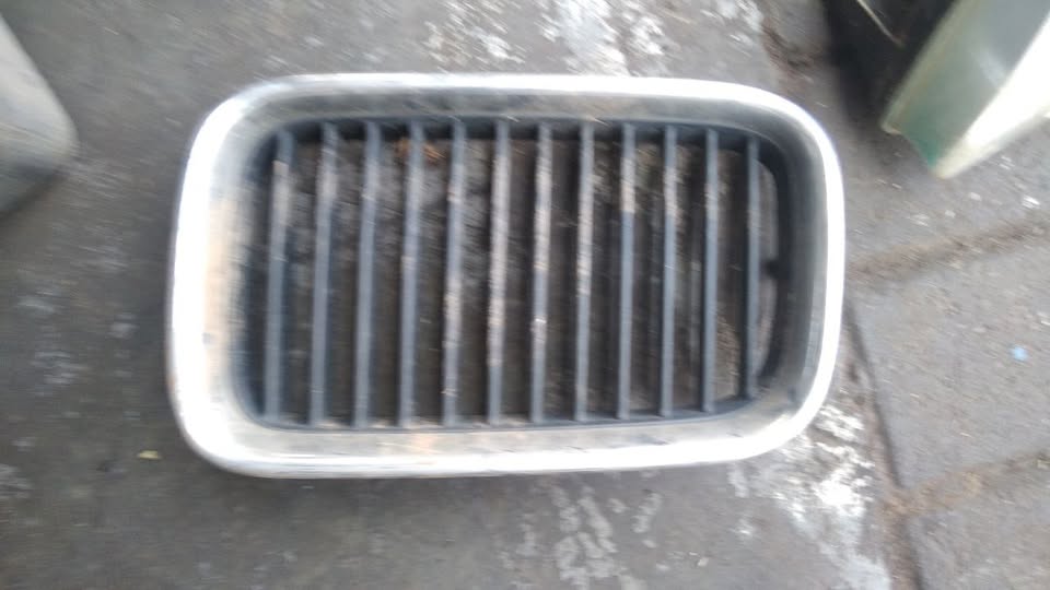 BMW E36 KIDNEY GRILLE FOR SALE - Private Seller BMW E36 KIDNEY GRILLE FOR SALE - Private Seller