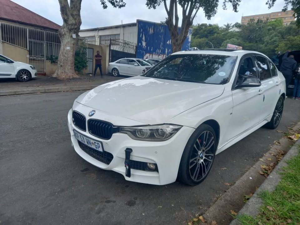 2016 BMW 320d Msport Diesel, Automatic, White Color, Mileage 160000kms,. Call or Whats