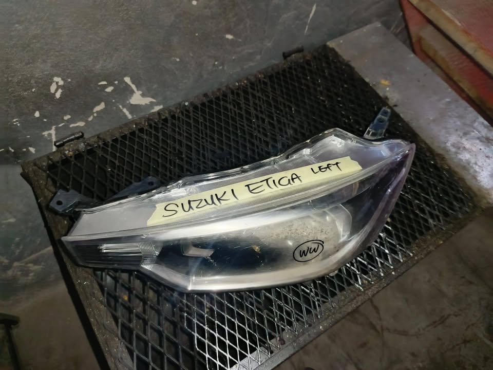 Suzuki Etiga left Headlight - Private Seller Suzuki Etiga left Headlight - Private Seller