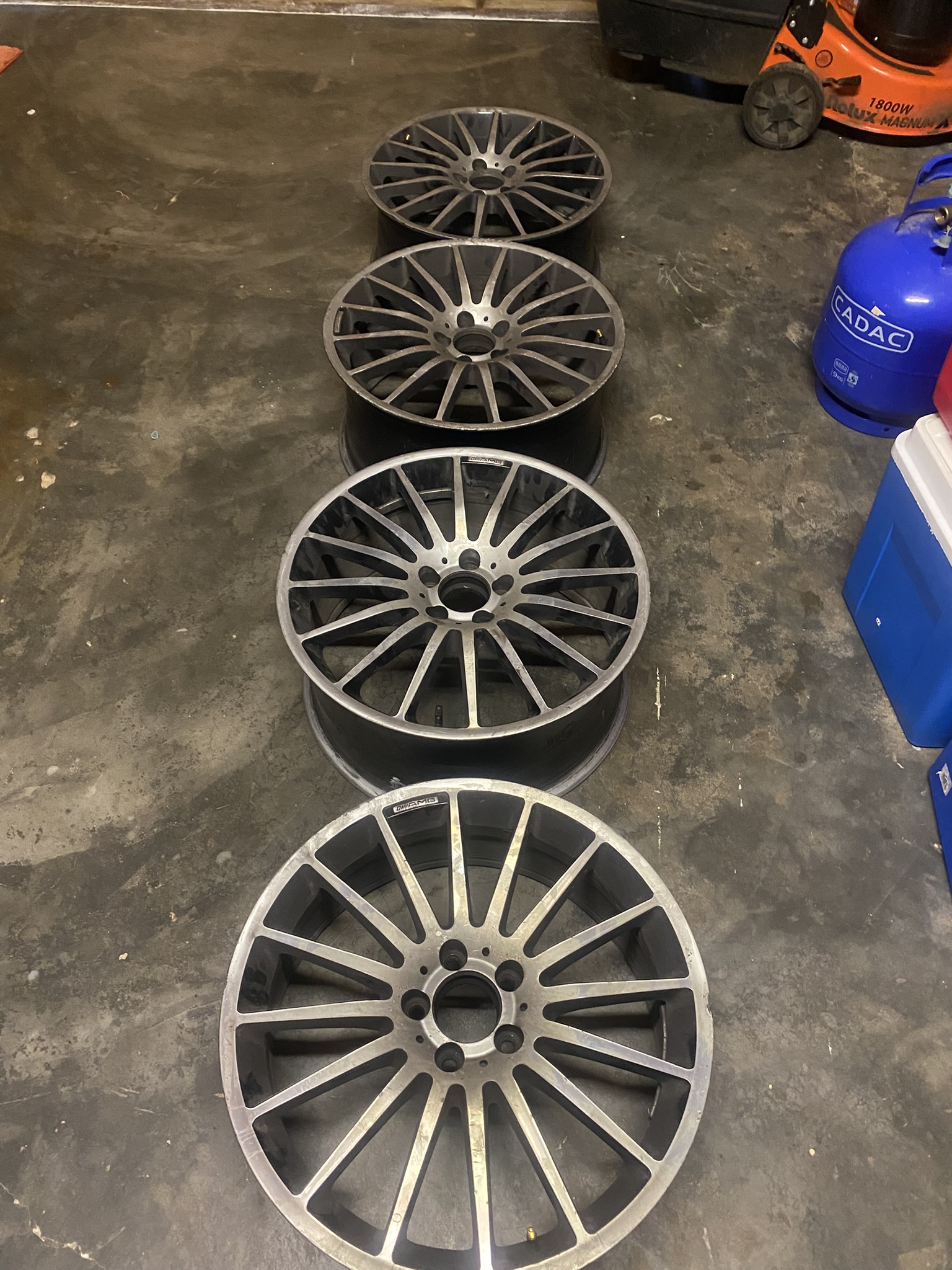 Genuine Mercedes-Benz AMG multi-spoke alloy rims,. - Private Seller Genuine Mercedes-Benz AMG multi-spoke alloy rims,. - Private Seller