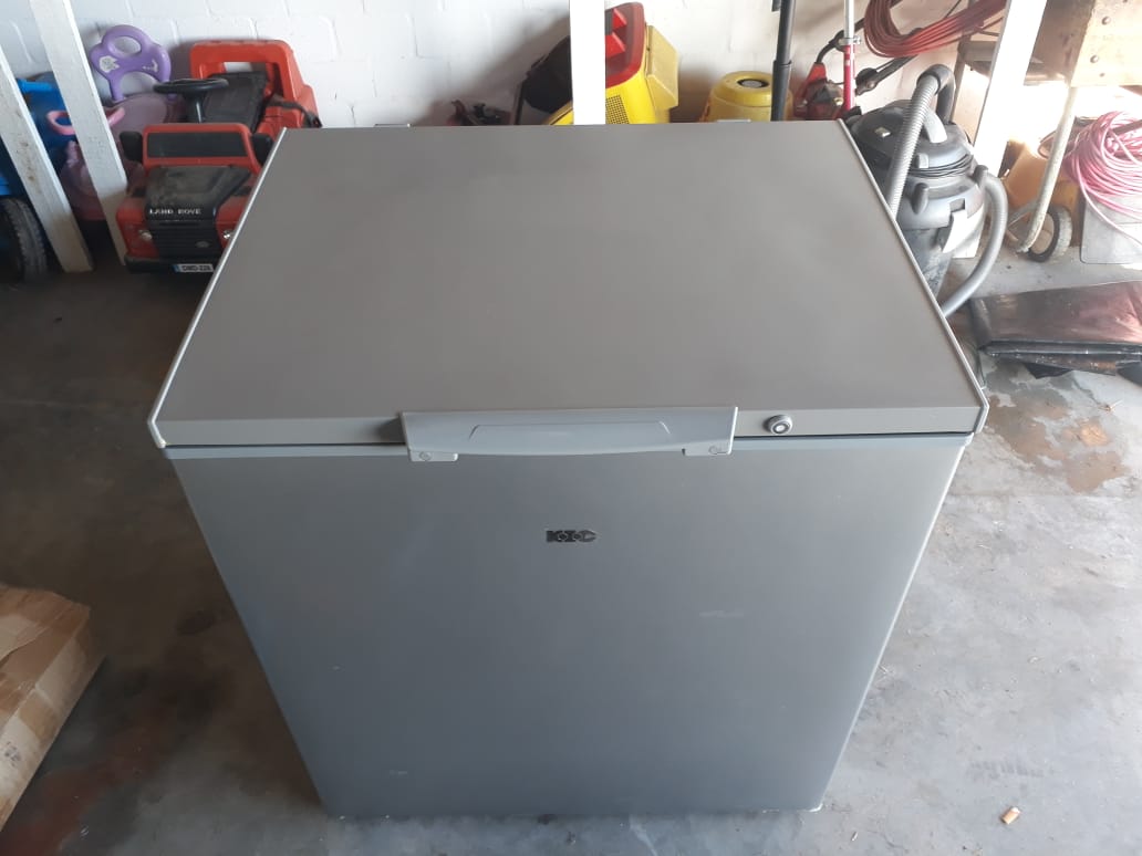 KIC metallic chest freezer 210 L