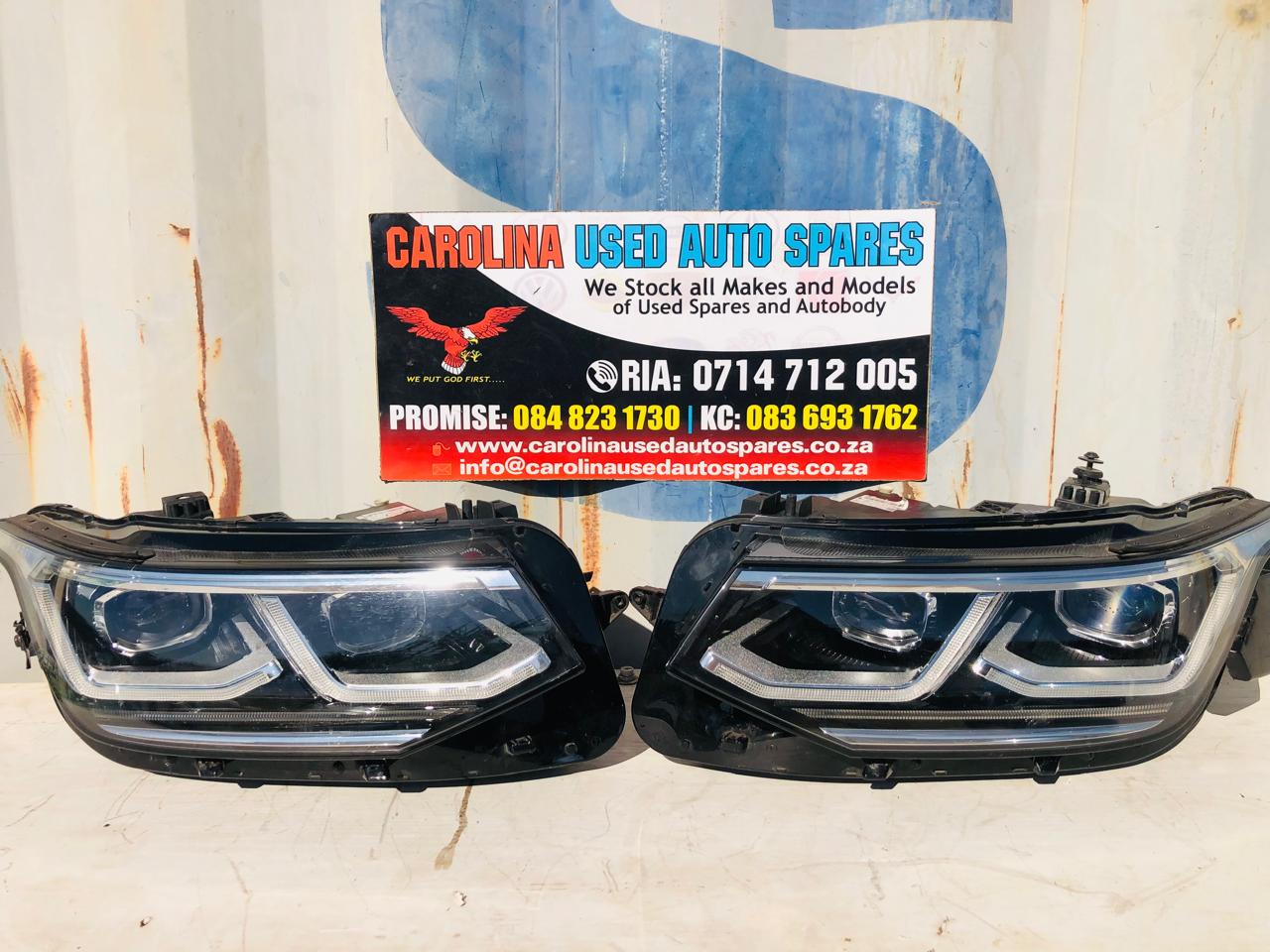 VW Tiguan left and right side (IQ 9 pins) xenon headlight - Private Seller VW Tiguan left and right side (IQ 9 pins) xenon headlight - Private Seller