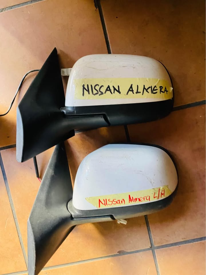 Nissan Almera side mirrors - Private Seller Nissan Almera side mirrors - Private Seller