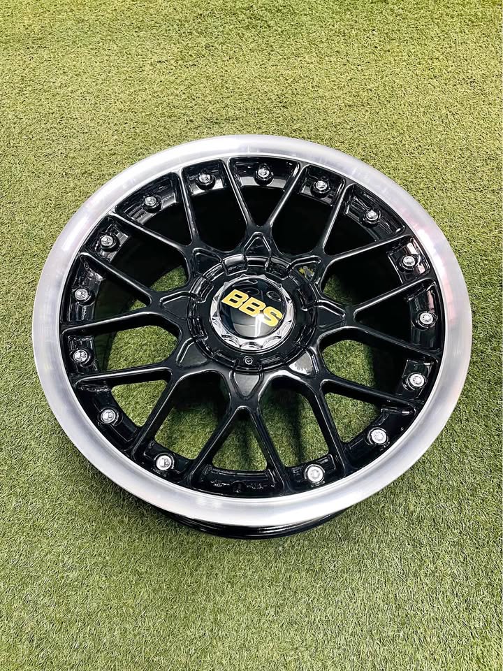 BBS２本② Used 17 INCH BBS RC2 RIM SET for sale in Gauteng | Auto Mart