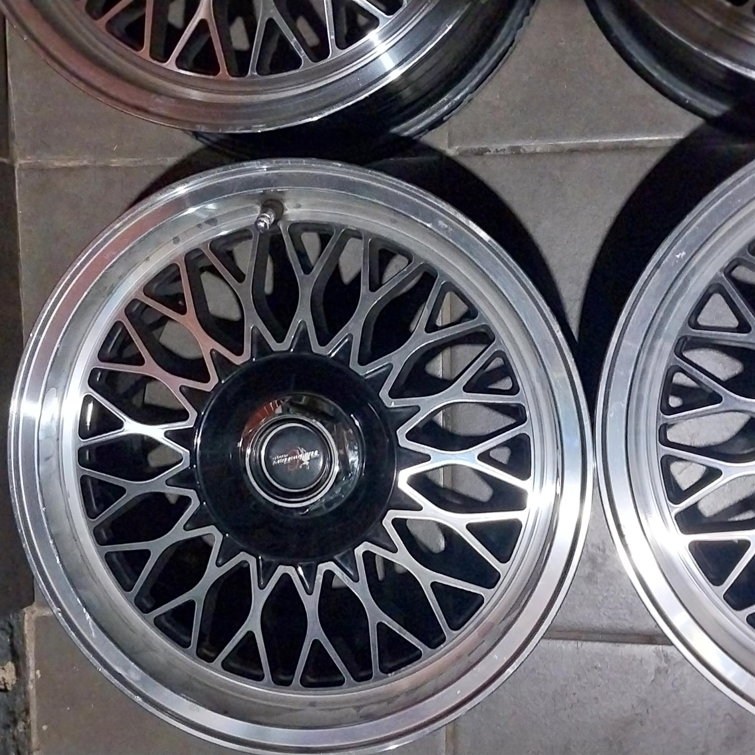 Car Rims/Mags