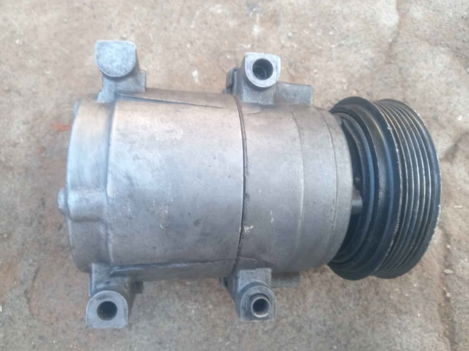 Ford durateck 1.4 aircon pump fits Fiesta Figo Icon - Private Seller