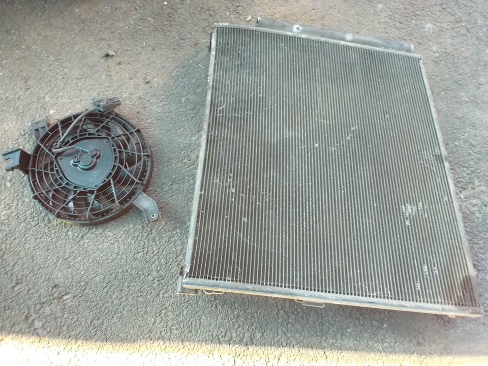 2003 Toyota Prado 120 series Aircon condenser and fan - Private Seller