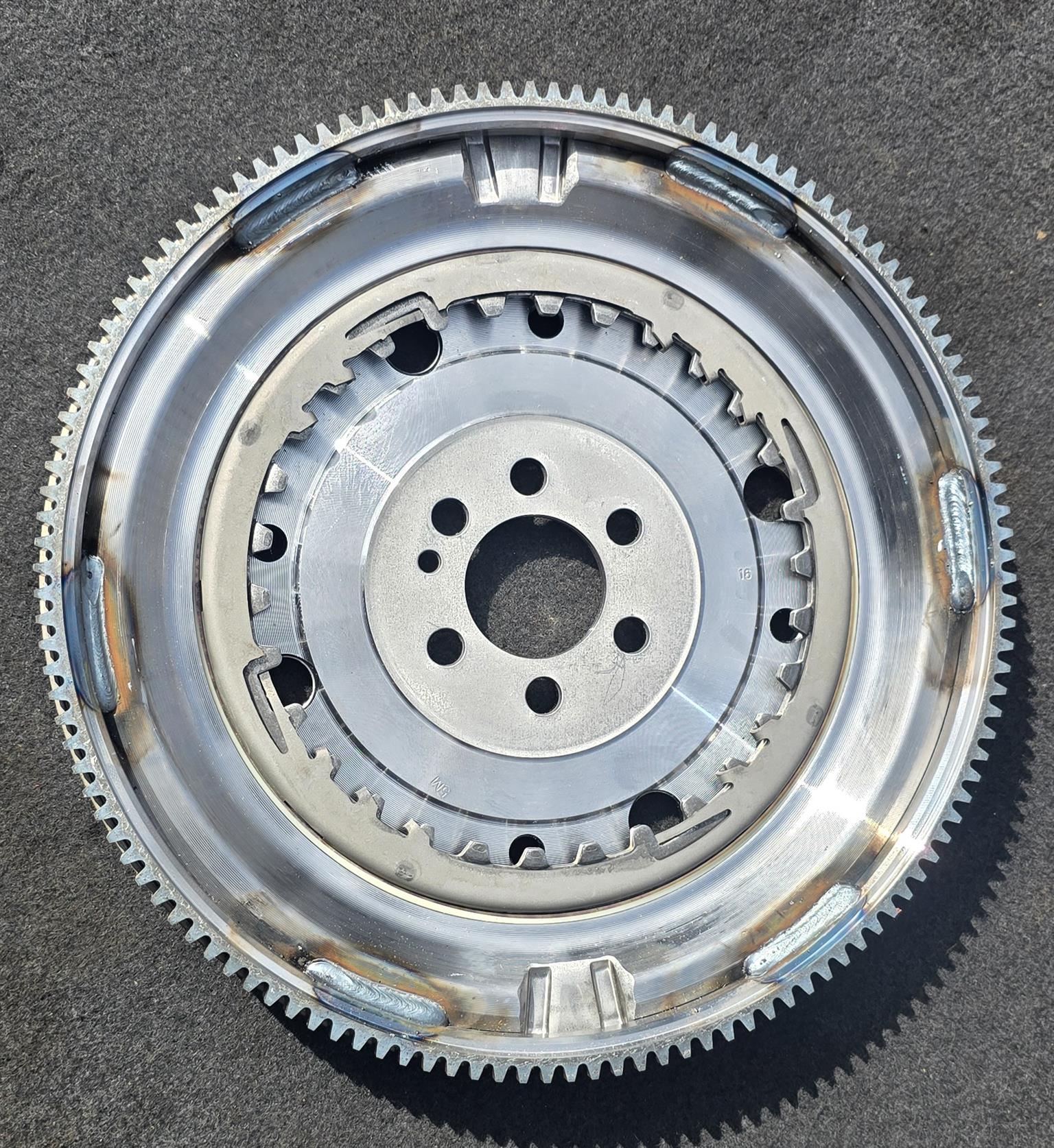 New stock arrivals DSG FLYWHEEL CAXA / CZCA / CJZC 129 teeth - Private Seller New stock arrivals DSG FLYWHEEL CAXA / CZCA / CJZC 129 teeth - Private Seller