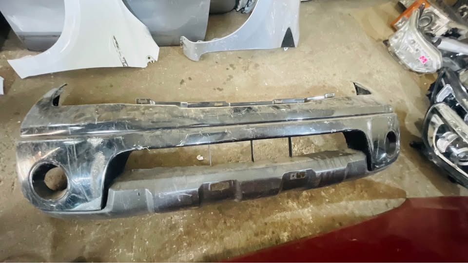 Nissan Navara bumper 2006 - Private Seller Nissan Navara bumper 2006 - Private Seller