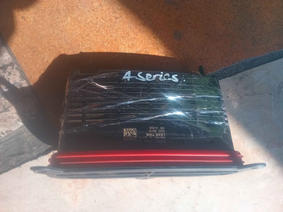 Bmw m4  Right-side headlight module - Private Seller