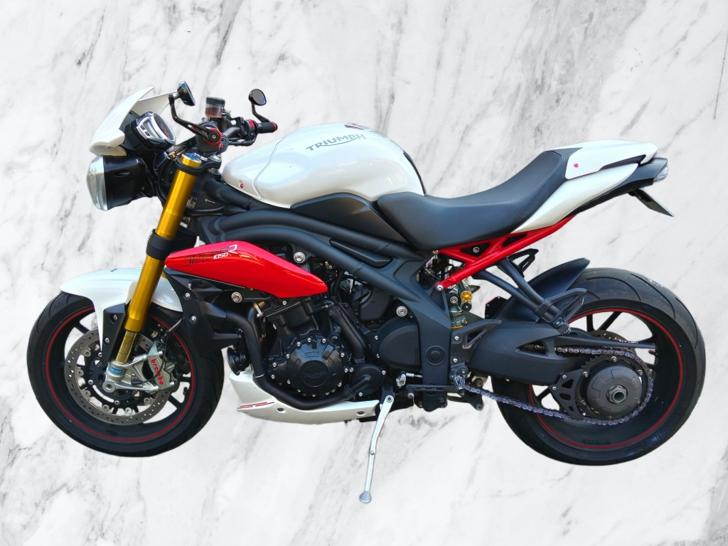 Used 2014 Triumph Speed Triple R - Private Seller Used 2014 Triumph Speed Triple R - Private Seller