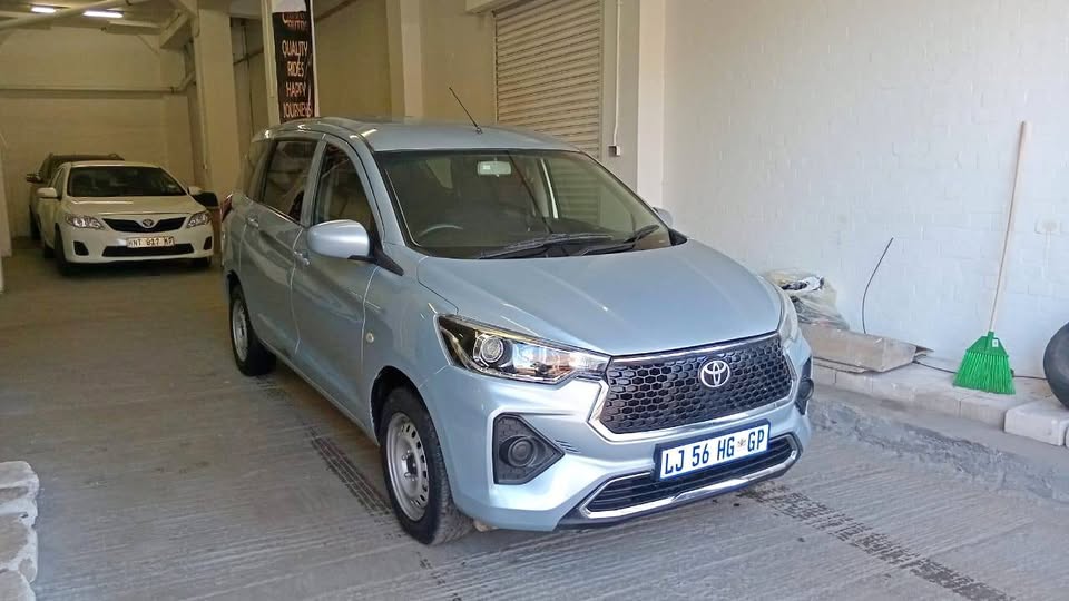 2023 Toyota Rumion 1.5 manual 7 seater for sale