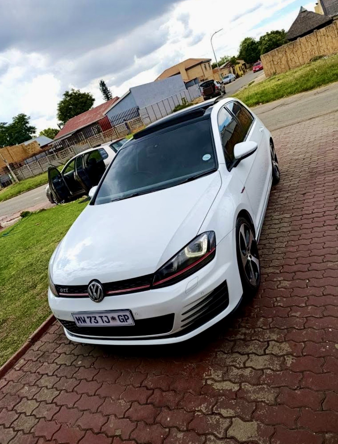 Used 2014 Volkswagen Golf GTI auto - Private Seller