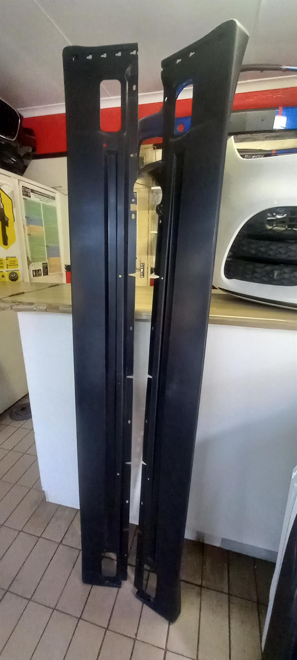 TURBO S 2017 PORSCHE CAYENNE GTS/ TURBO S LEFT AND RIGHT SIDE SKIRTS BRAND NEW - Private Seller TURBO S 2017 PORSCHE CAYENNE GTS/ TURBO S LEFT AND RIGHT SIDE SKIRTS BRAND NEW - Private Seller