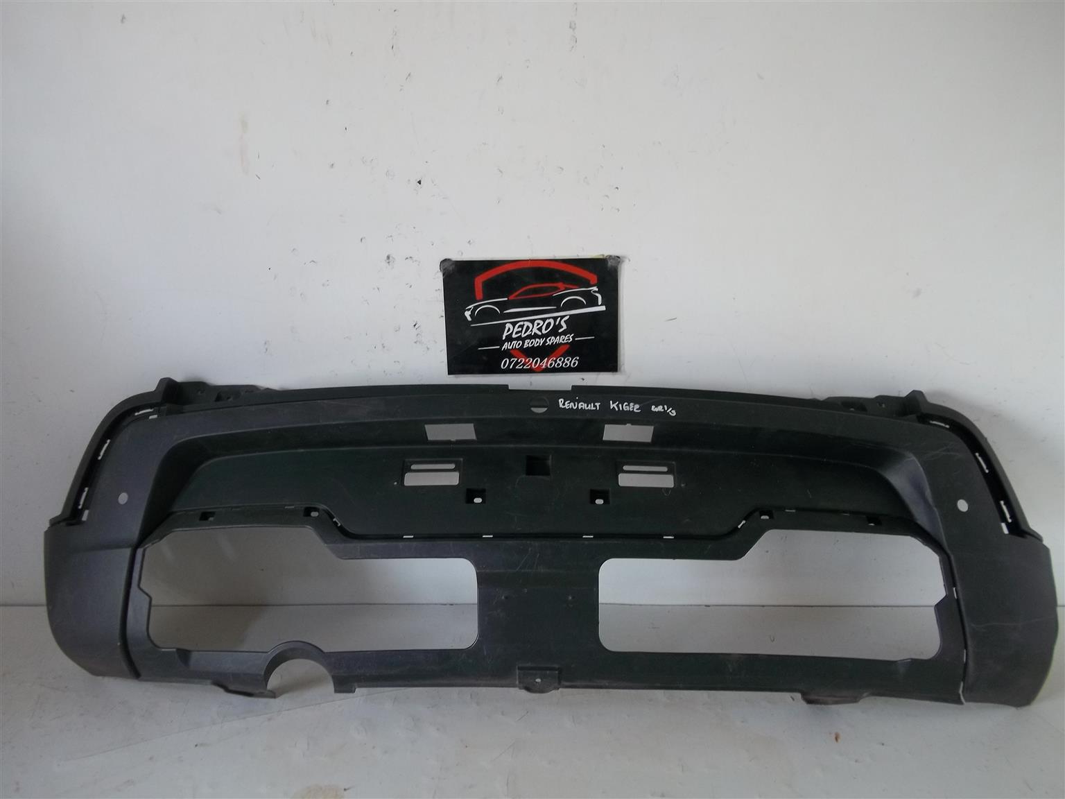Renault Kiger rear bumper - Private Seller Renault Kiger rear bumper - Private Seller